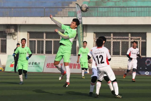 夏季联赛亮点：伯里斯绝杀，科沃德表现出色却遗憾落选